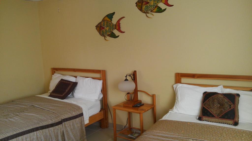Hostal Dona Maria Pedasi Town Exterior photo